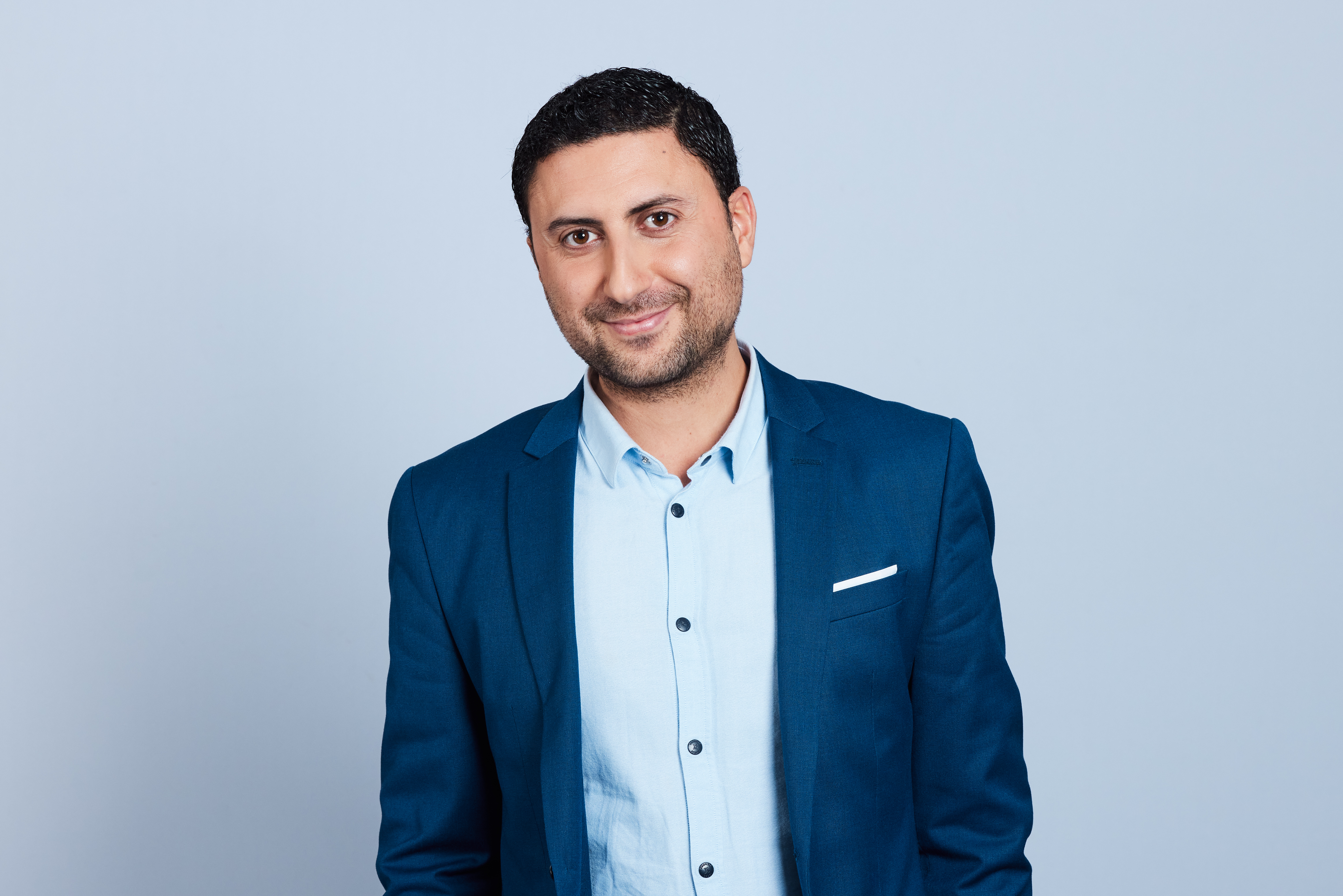 Mickaël Hamou, spécialiste de la pierre-papier